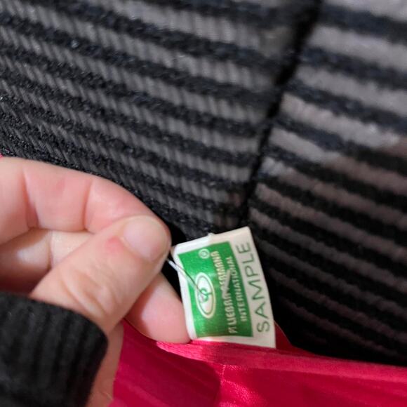 Vintage Y2K René Rofé Pink Ruffle Trim Lingerie Cami (S) - Picture 6 of 8